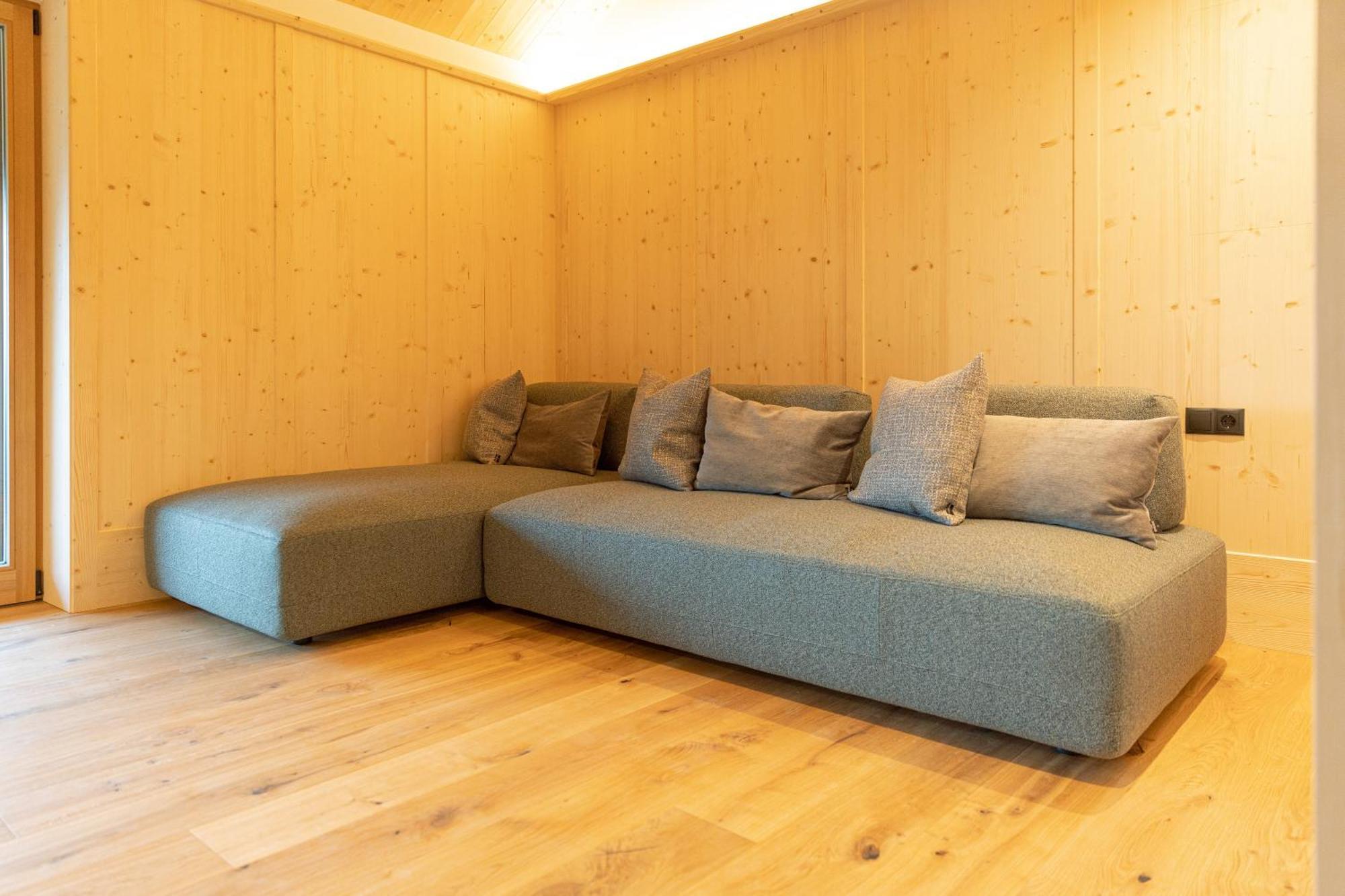 Appartements Zi Ranna ซานตา มาดดาเลนา อิน คาซีส์ ภายนอก รูปภาพ
